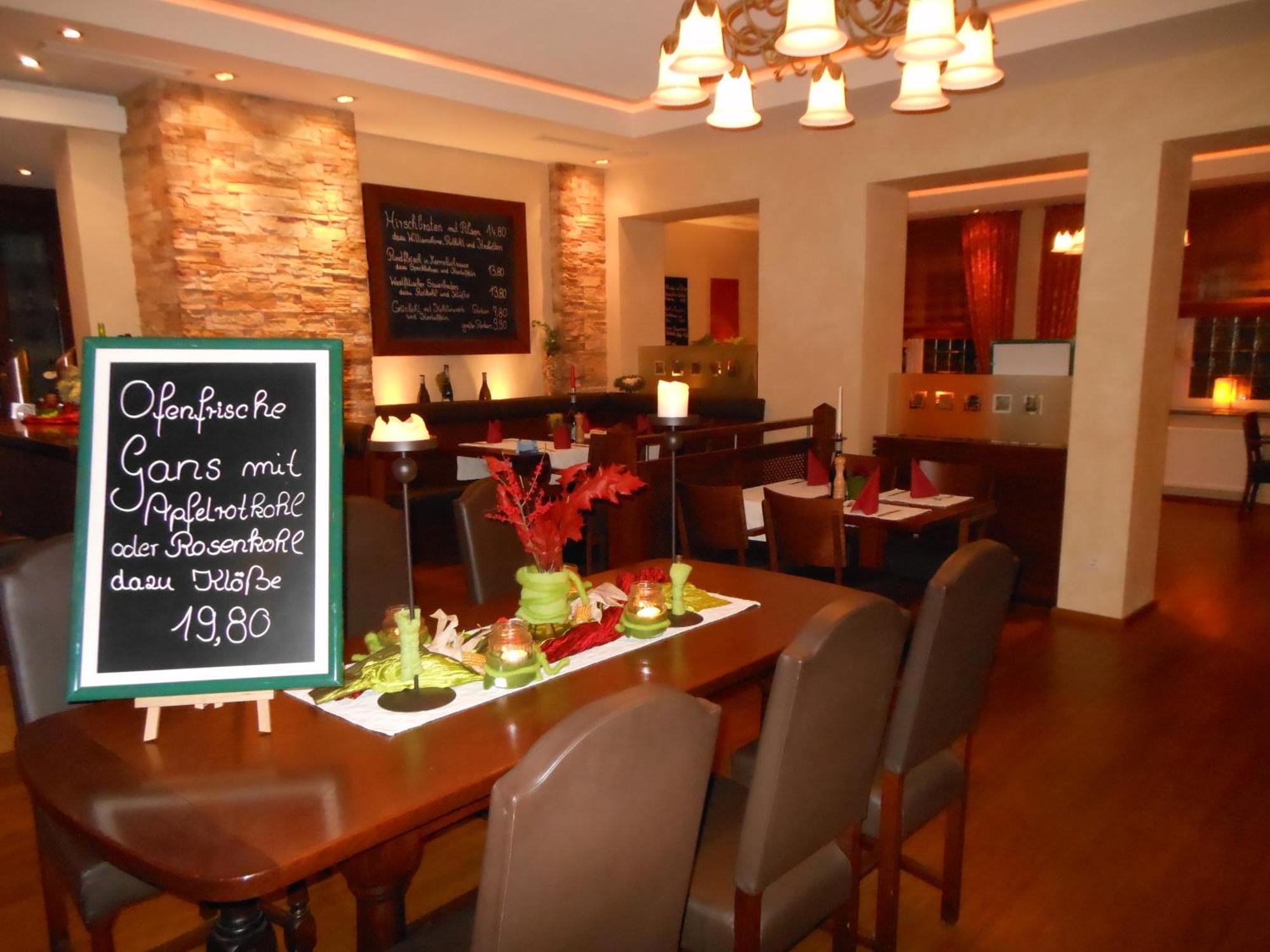 Hotel Pfeffermuehle Borchen ภายนอก รูปภาพ