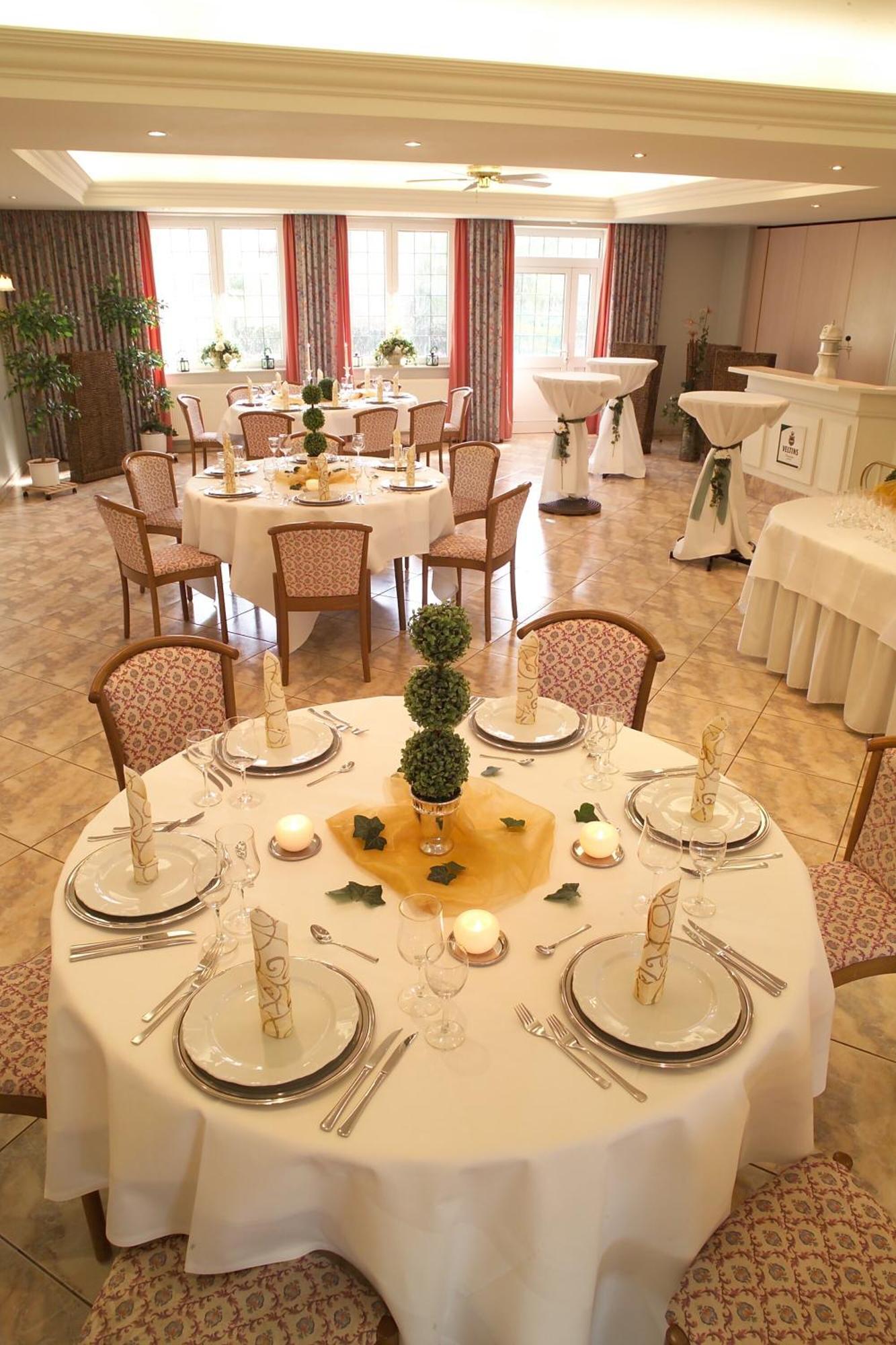 Hotel Pfeffermuehle Borchen ภายนอก รูปภาพ